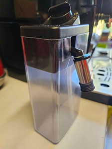 Delonghi Cappucino ECAM 23.460.B (3 foto / 3)