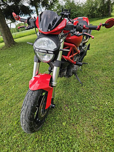 Dukati Monster 696 2010.a (6 foto / 10)