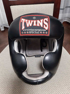 Nahast poksikiiver TWINS/ Шлем для бокса TWINS кожаный.