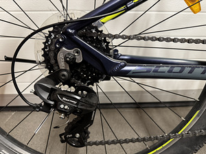 Scott Aspect XS 780 (9 фото из 10)