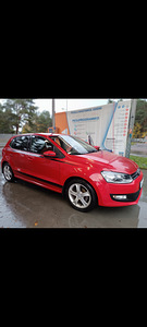 Volkswagen Polo (6 фото из 12)