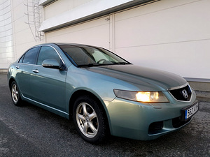 Honda Accord 2.0 114kw механика бензин (2 фото из 7)