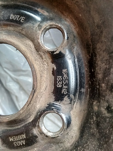 Veljed 16 + talverehvid 215/65R16 (3 foto / 8)