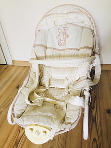 Детское кресло (1 фото из 1)
