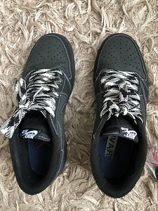 Nike air jordan travis scott (2 foto / 3)