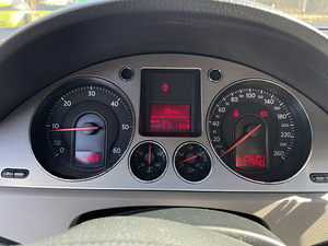 Volkswagen passat (8 foto / 8)