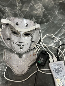 LED mask (2 foto / 2)