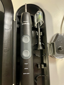 Philipsi elektriline hambahari ümbris (2 foto / 4)