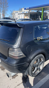 Volkswagen Golf IV (3 foto / 10)