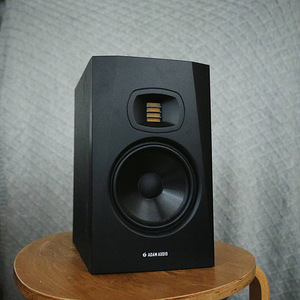 Adam T7V - active monitor (pair) (2 foto / 4)