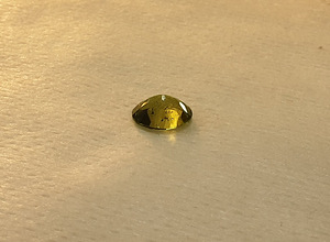 Peridoot; loomulik; 2,77 ct; roheline-kollane; Pakistan; Si; (6 foto / 10)