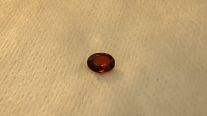 Granaat; loomulik; 1,31 ct; spessartiin; VS; Namiibia; ovaal (7 foto / 10)
