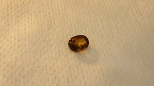 Sphene; looduslik;0,93ct; kollane roheline; Madagaskar; Si-1; (7 foto / 10)