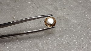 Berüül; loodused;1,34ct;kollane;VS; Madagaskar; paranemist pole (2 foto / 7)