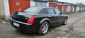 Chrysler 300C 2.7 (9 foto / 13)