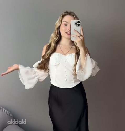Топ с чашками