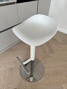 IKEA Janinge bar chair x2 (1 foto / 2)