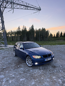 BMW 320d e91 (1 foto / 9)