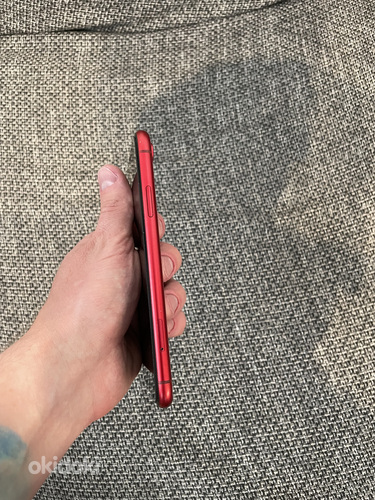 iPhone XR red 64gb (foto #4)