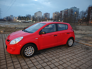 HYUNDAI I20 (2 foto / 14)