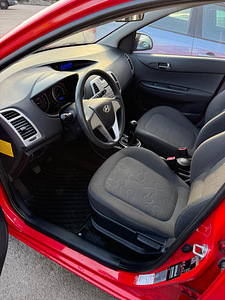 HYUNDAI I20 (6 foto / 14)