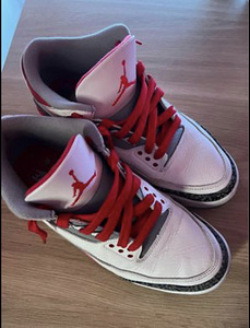Air Jordan 3 Retro Fire Red (2 foto / 4)