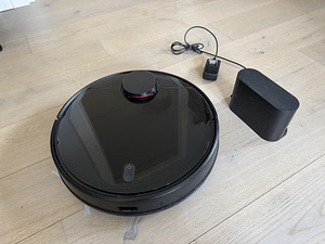 Робот-пылесос Xiaomi Mi Robot Vacuum Mop Pro (STYTJ02YM) (1 фото из 4)