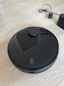Робот-пылесос Xiaomi Mi Robot Vacuum Mop Pro (STYTJ02YM) (4 фото из 4)