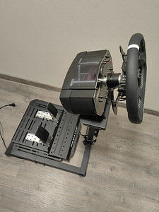 Fanatec Clubsport V2.5 wheelbase (4 фото из 5)