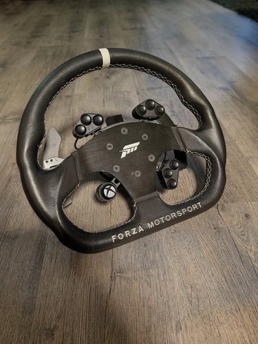 Кожаный руль Fanatec 6x70