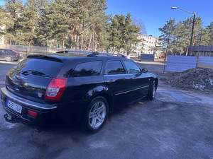 Chrjsler 300c (7 foto / 9)