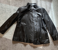 Новая кожаная куртка, размер 44.