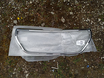 Peugeot 208 решетка радиатора 1613485480