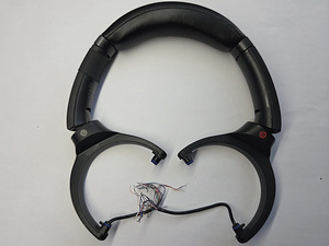 Osad Sony WH-1000XM3 (5 foto / 10)