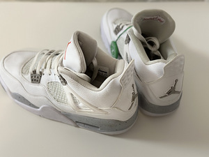 Nike JORDAN 4 Retro White Oreo — новинка! (3 фото из 10)