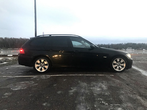 BMW 320 shadowline
