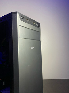 PC arvuti koos monitoriga (4 foto / 8)