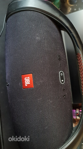 JBL Boombox 2