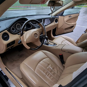 MERSEDES BENZ CLS 320, 2008, 3.0 155kw (6 foto / 7)