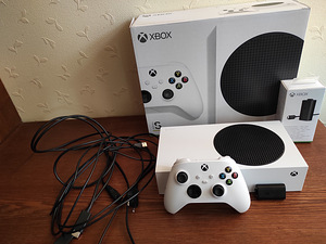 Xbox Series S (2 foto / 6)