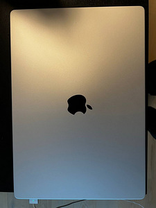 MacBook Pro 16" 2021 Apple M1 Max 512GB 32GB (1 foto / 6)