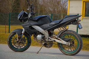 Derbi GPR 125cc 2t A1-kat (2 foto / 3)
