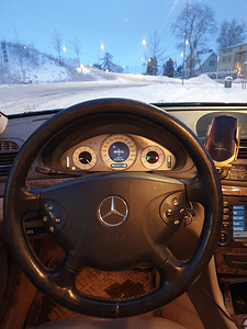 Е320 на продажу (5 фото из 8)