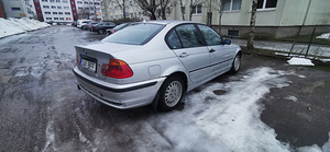 БМВ 318 (4 фото из 5)
