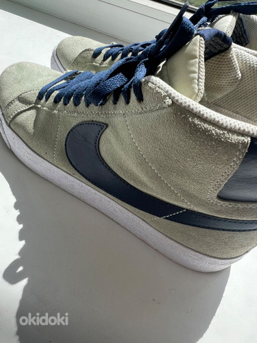 NIKE BLAZER 42.5