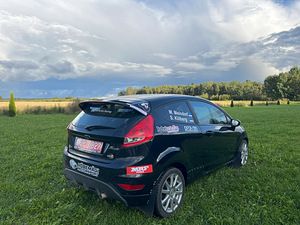 Ford Fiesta 1.6 88kW (1 foto / 12)