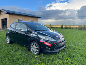 Ford Fiesta 1.6 88kW (5 foto / 12)