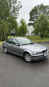 BMW 318i 2.0 (3 foto / 11)