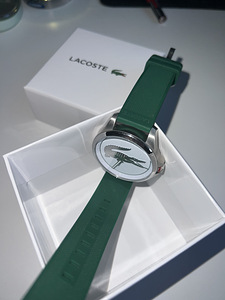 Часы Lacoste (3 фото из 5)