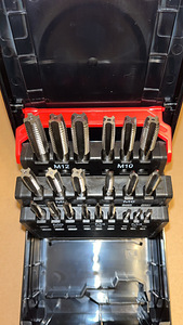 WÜRTH набор метчиков 3.типовой HSS DIN 352 M3- M12 /21 шт. (2 фото из 4)